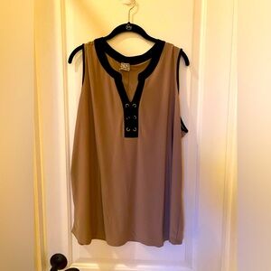 Naïf Sleeveless Blouse 2X